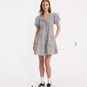 LEVIS VOLUME SLEEVE TIERED DRESS SIZE L